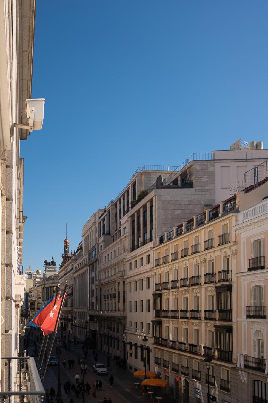 Albergue Luthia Puerta Del Sol Madrid Exterior foto