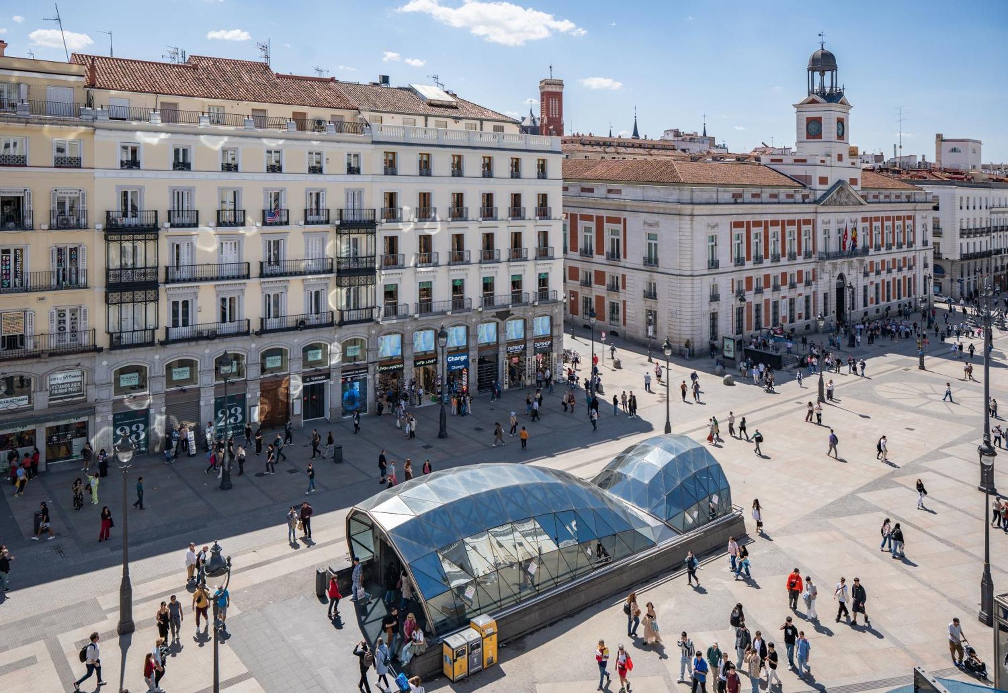 Albergue Luthia Puerta Del Sol Madrid Exterior foto