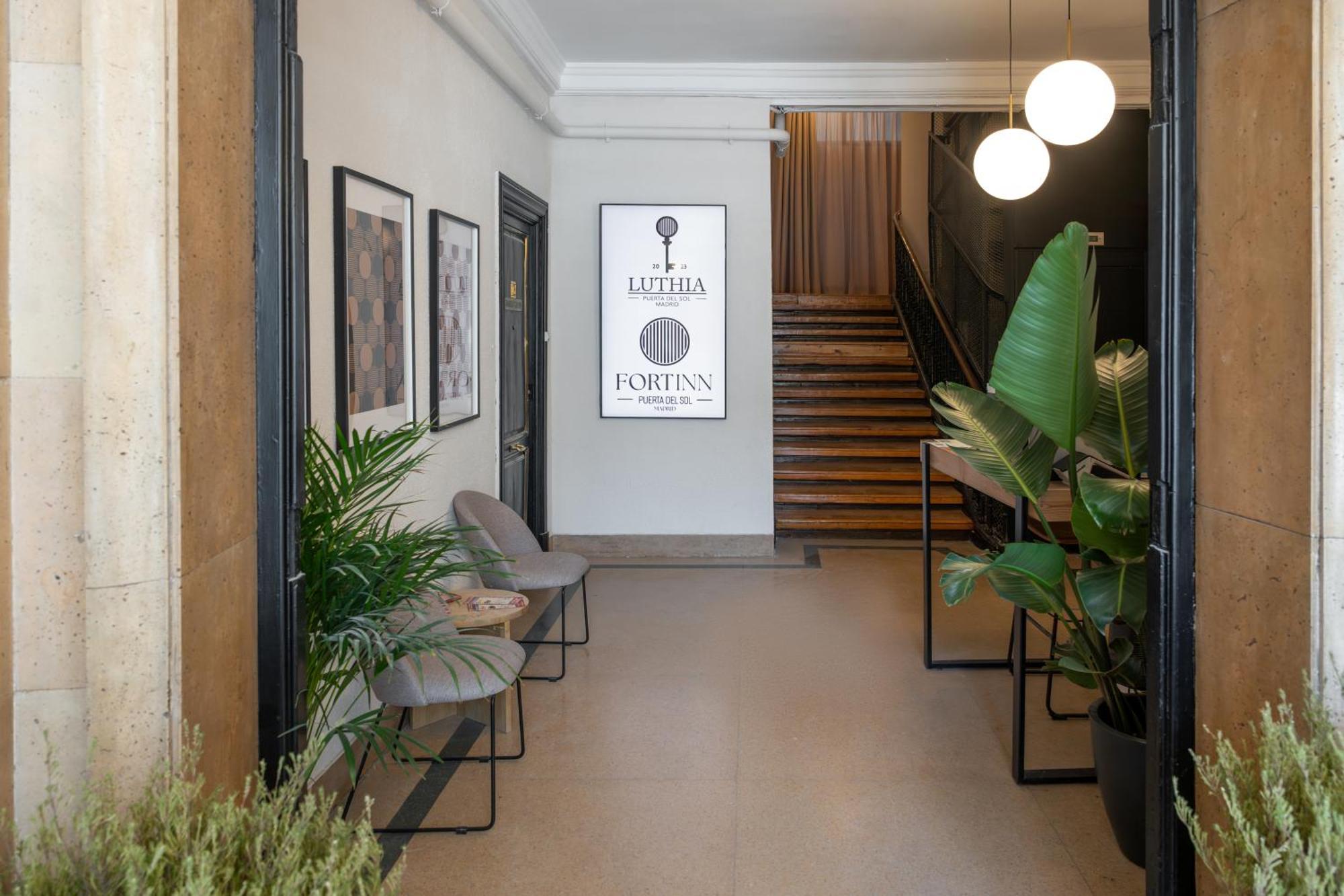 Albergue Luthia Puerta Del Sol Madrid Exterior foto